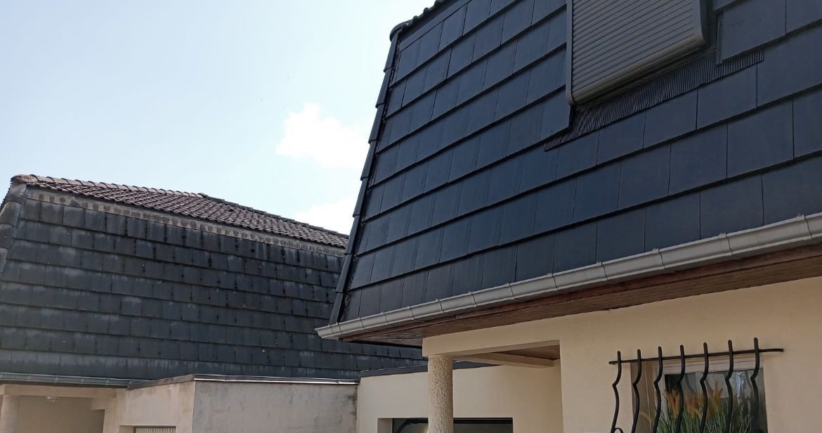 Toiture : ardoise noire